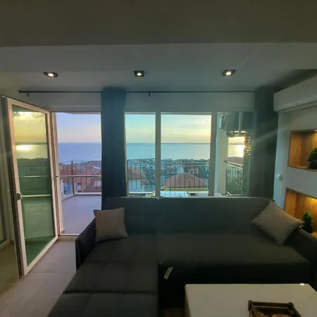 Apartment Elegant With Sea View In Saint Vlas *