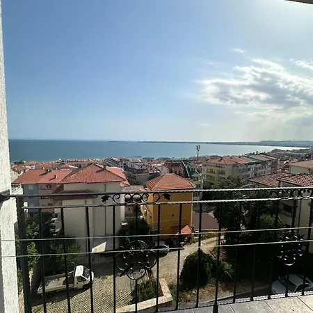 Apartment Elegant With Sea View In Saint Vlas
