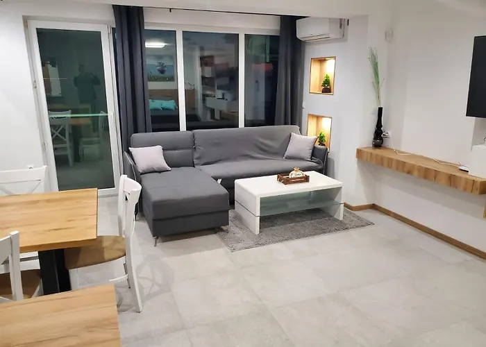 Elegant With Sea View In Saint Vlas Apartment Sunny Beach