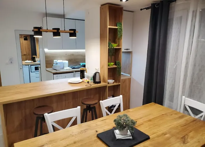 Elegant With Sea View In Saint Vlas