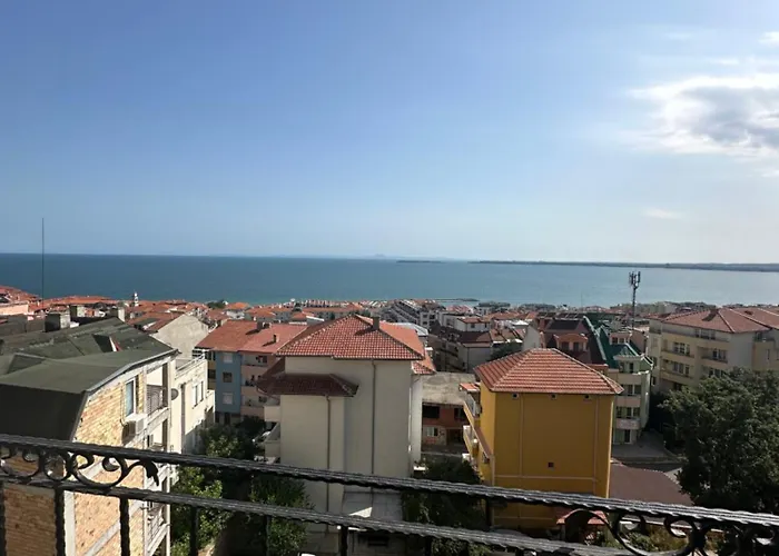 Elegant With Sea View In Saint Vlas Apartment Sunny Beach